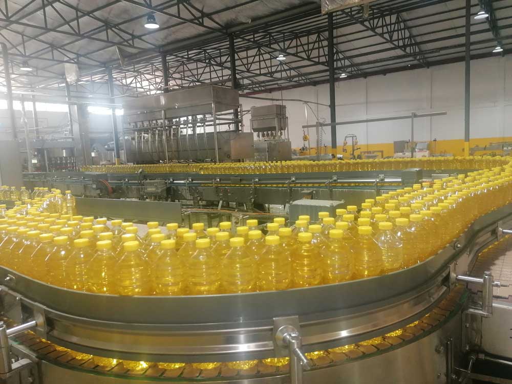 Edible oil filling line