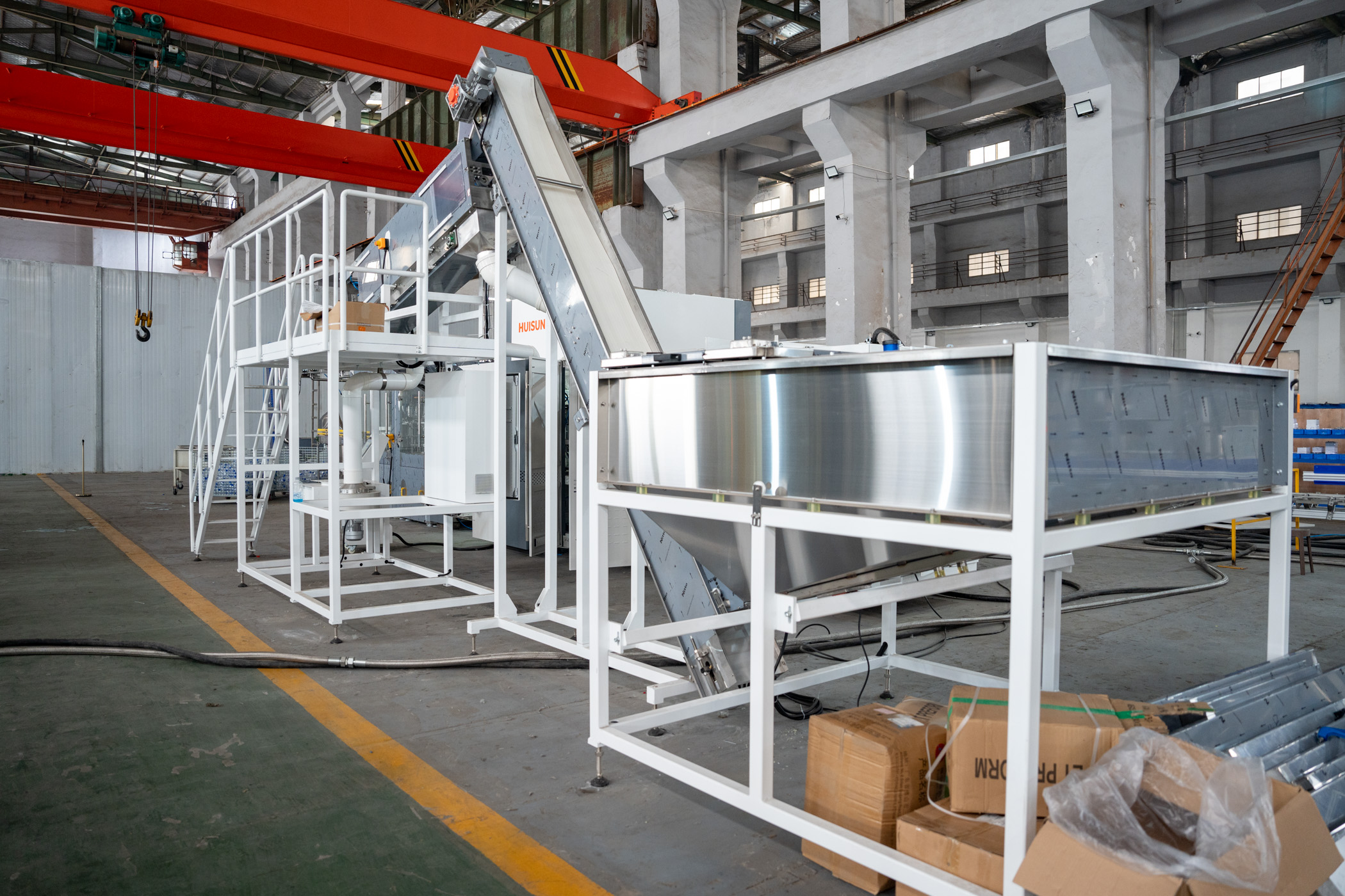 Preform feeding module