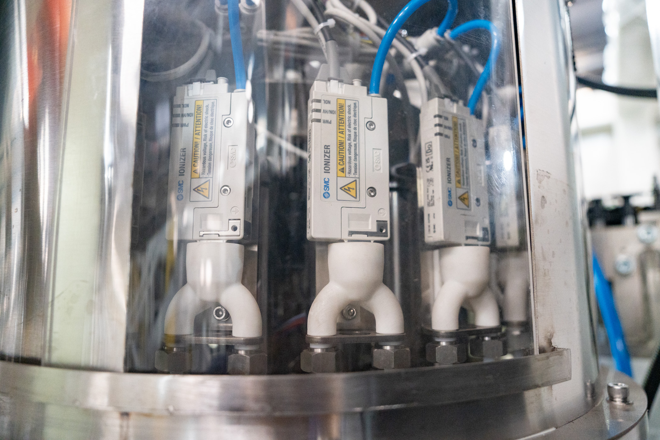 Electrostatic dust removal module